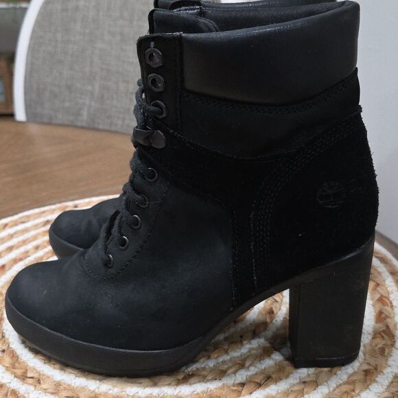 Timberland Womans Black Suede Heeled Booties, Size 6 - Picture 5 of 11